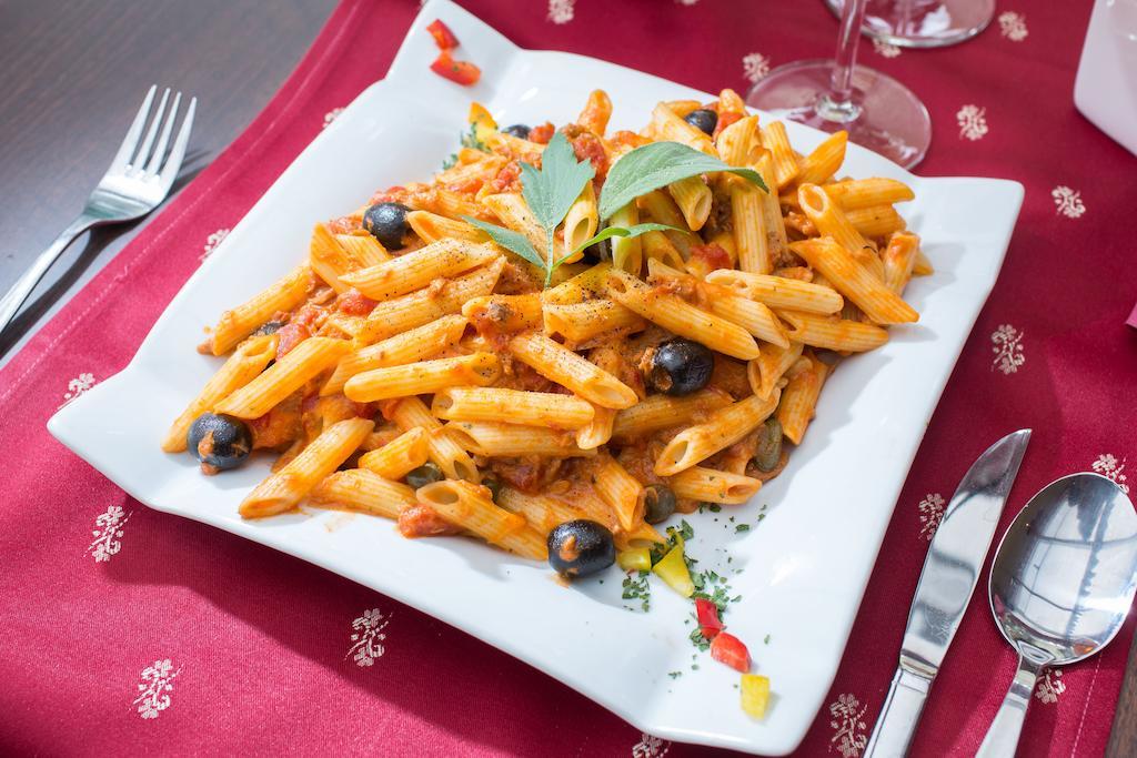 Gaestehaus Krappinger/Pizzeria Mamma Mia Ossiach Dış mekan fotoğraf